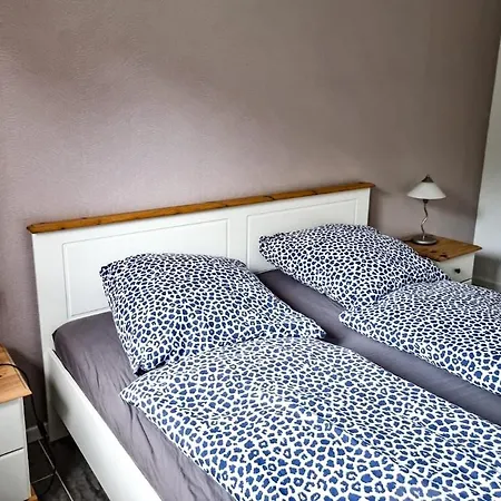 Zur Schlossruine * Boldekow