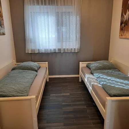 Zur Schlossruine 公寓 Boldekow