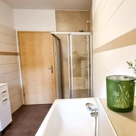 Zur Schlossruine 公寓