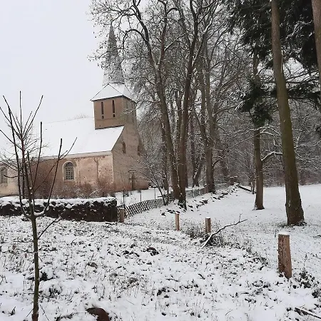 Zur Schlossruine 公寓 *