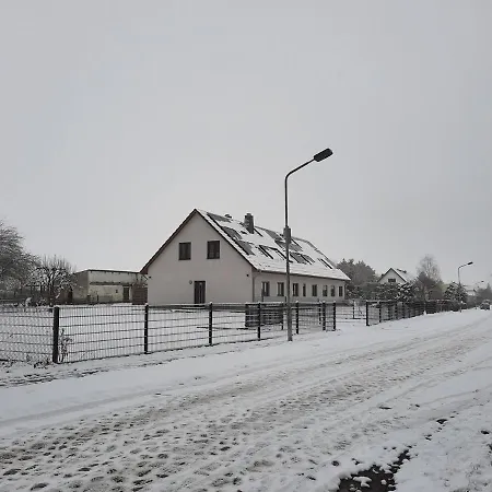 Zur Schlossruine 公寓 *